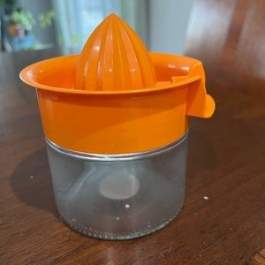 NWT Manual citrus juicer